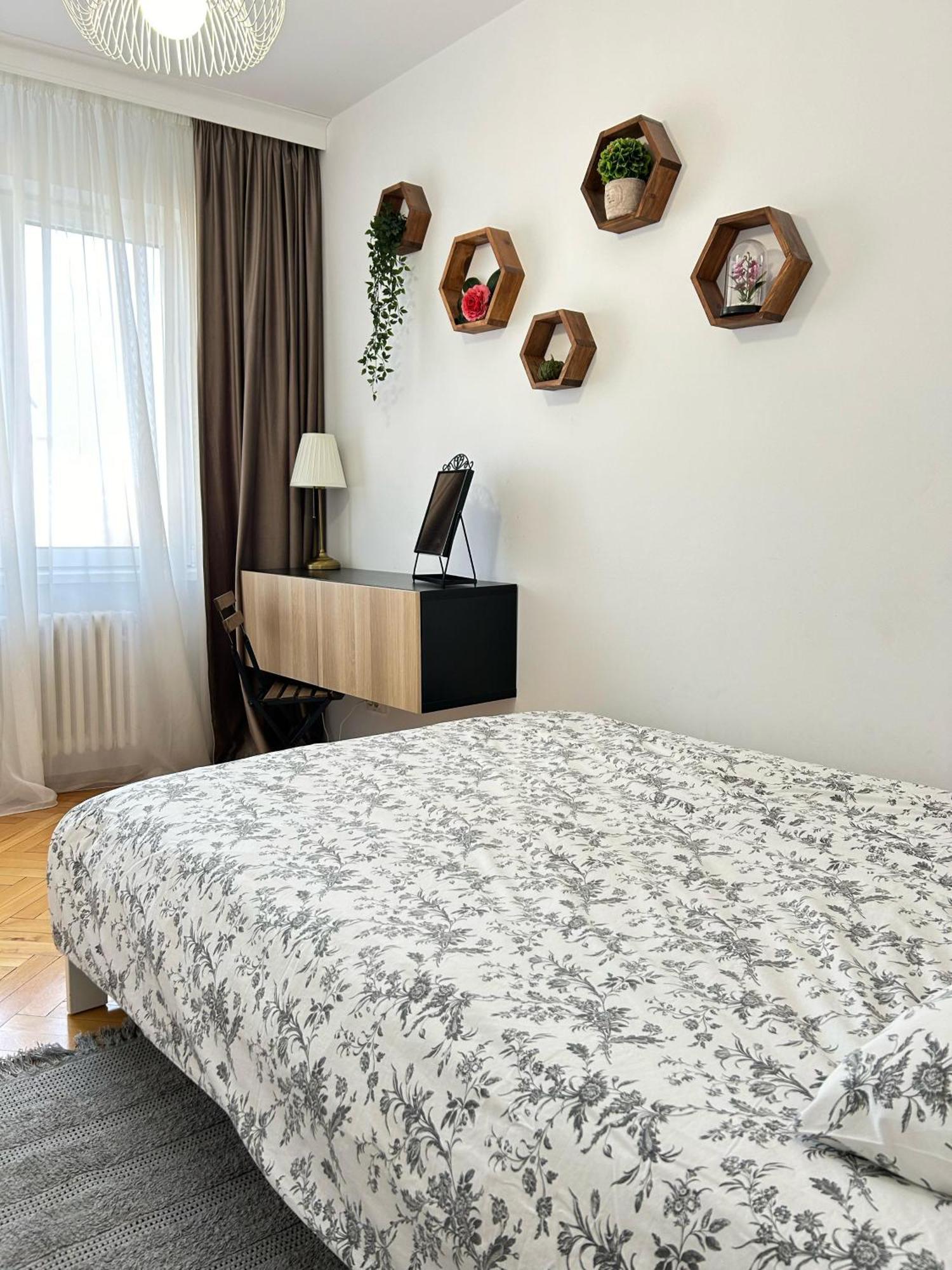 Parliament Central Apartment Bucarest Esterno foto